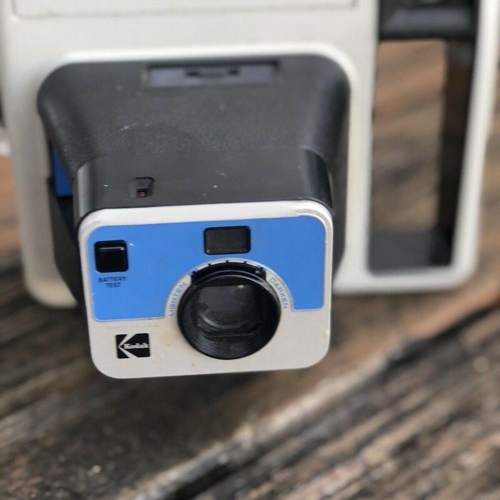 Kodak Eastman Kodamatic Instant Camera Blue Black Beige Tan Vintage 80s